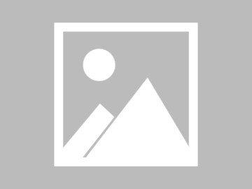 JKL女友吴55晒照：不停在给朋友们过生日的双鱼月